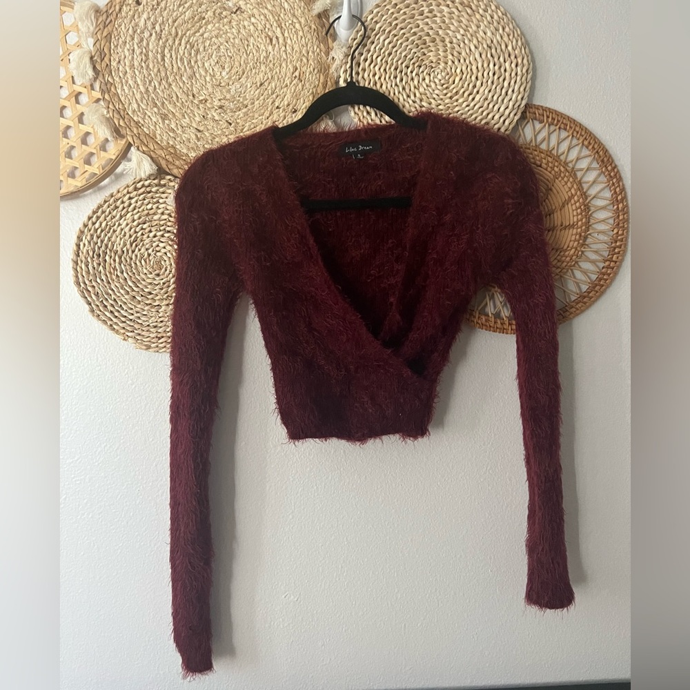 Burgundy eyelash crop top